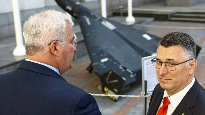 Tehlikeli ittifak: İsrail ve Ukrayna el sıkıştı